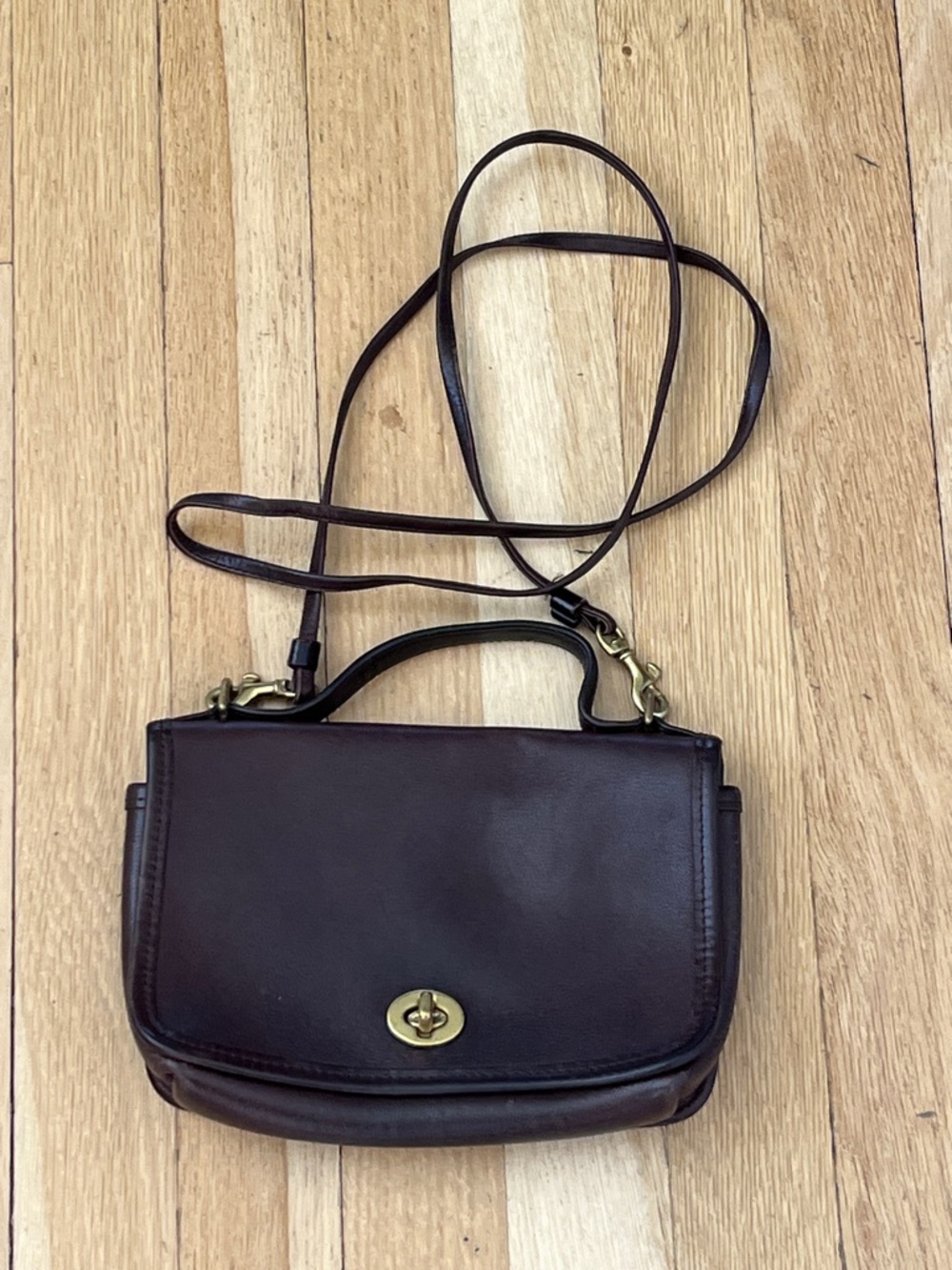 Oldie COACH bag # 9924… brown